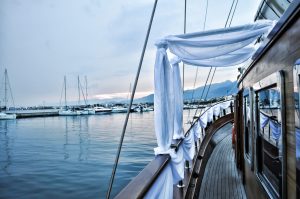 Boat staging : Sell faster at a better price, pay later Boat staging : Sell faster at a better price, pay later